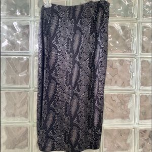 Jones of NY Collection Snake Print Skirt Size L